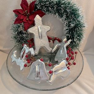 Vintage Aluminum Cookie Cutters Set 🔔 reindeer, angel, santa, gingerbread man